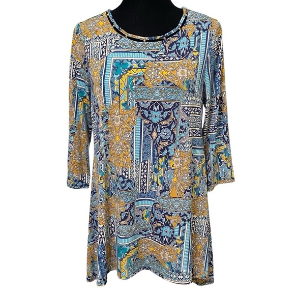 Chico’s Patchwork Tunic Top Boho Abstract Floral Cutout Scoop Neck Size 0 Small - Picture 4 of 10